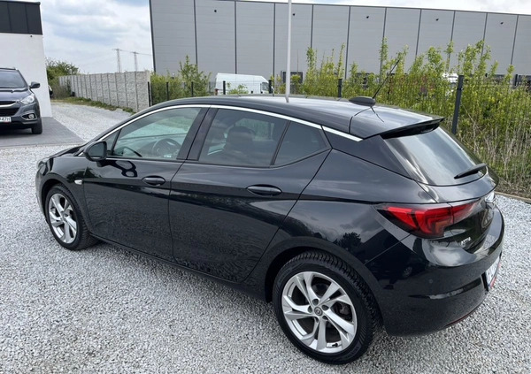 Opel Astra cena 44999 przebieg: 123000, rok produkcji 2016 z Polanów małe 781